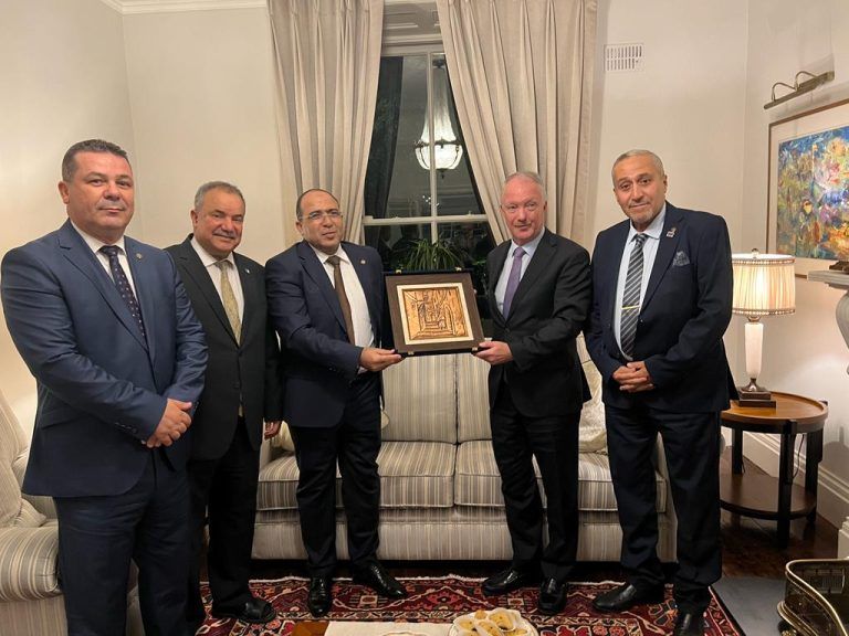 Warm gathering at the Residence of Algeria between Algerian parliamentarian delegation led by Mr M. Guesri deputy speaker and Mr. Sean Haughey président of the Irish Algerian friendship group. 29-09-23